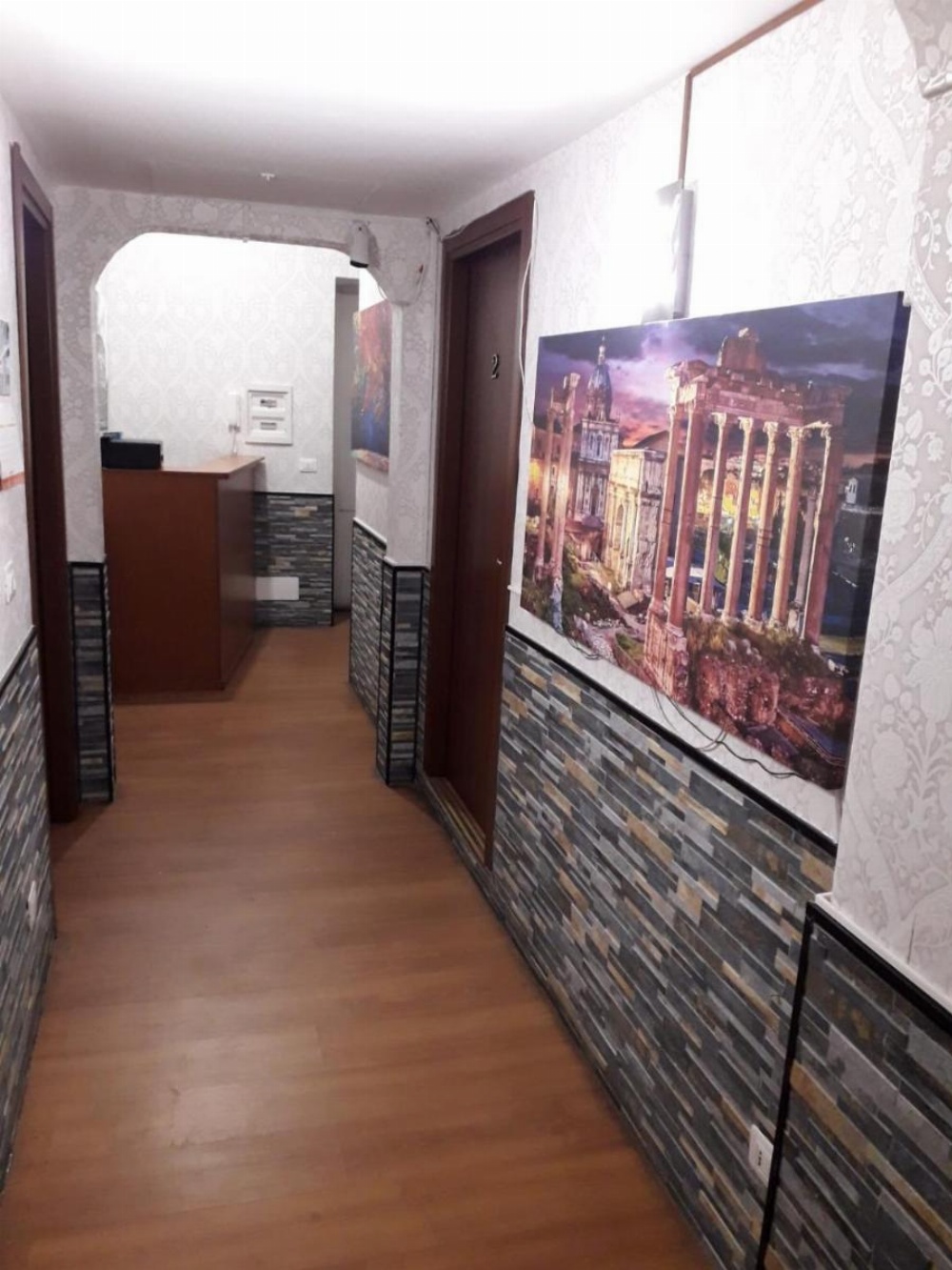 Renting Rooms Image 21