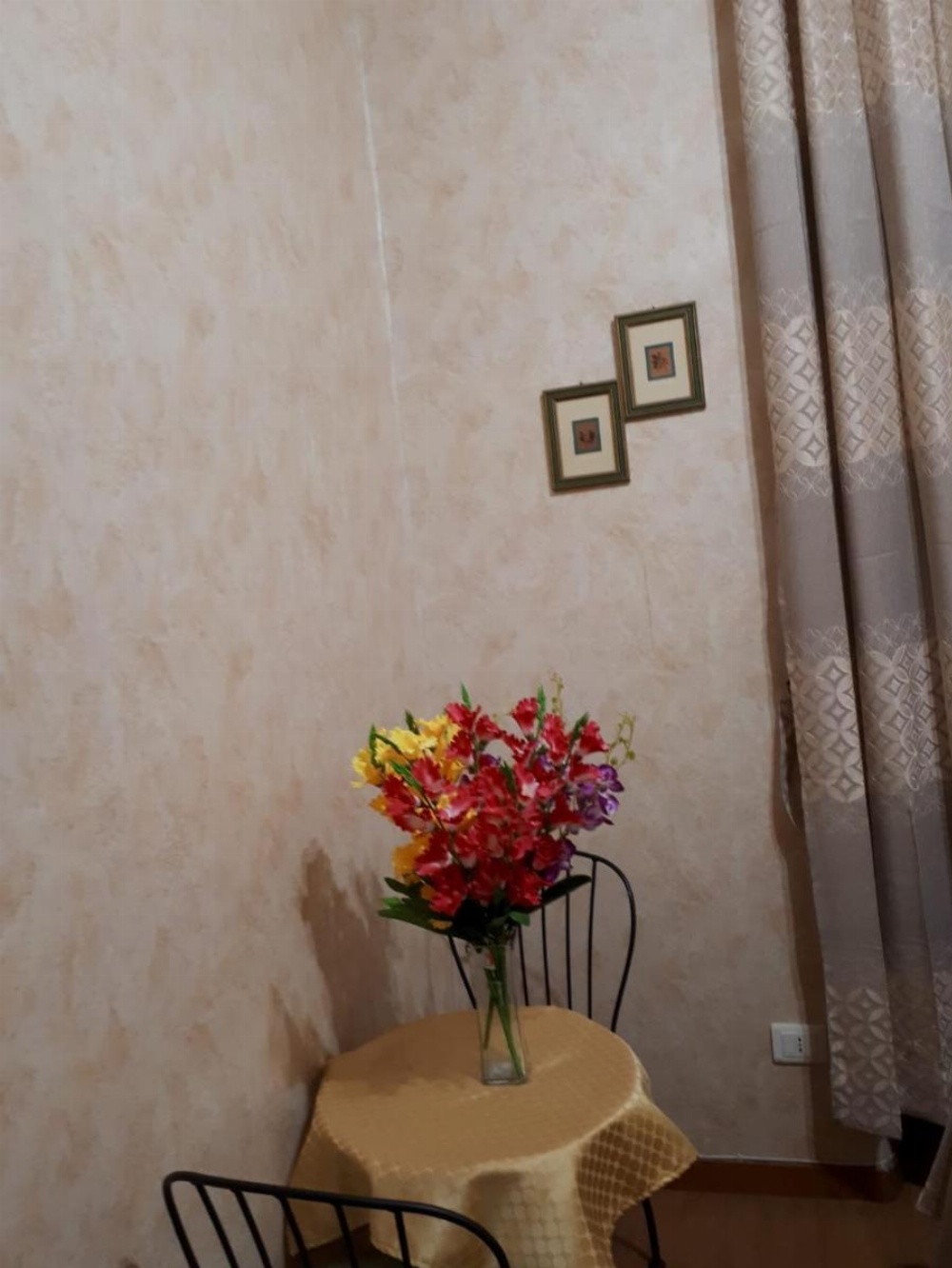Renting Rooms Image 42